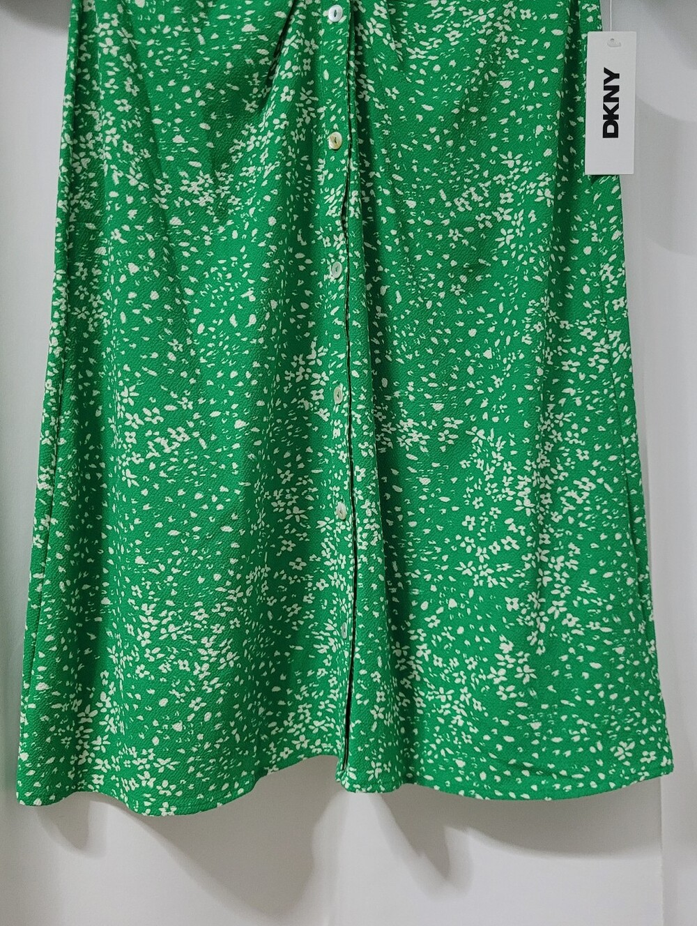 NWT DKNY Green & White Floral Ruched Midi Shirtdress - Picture 5 of 10